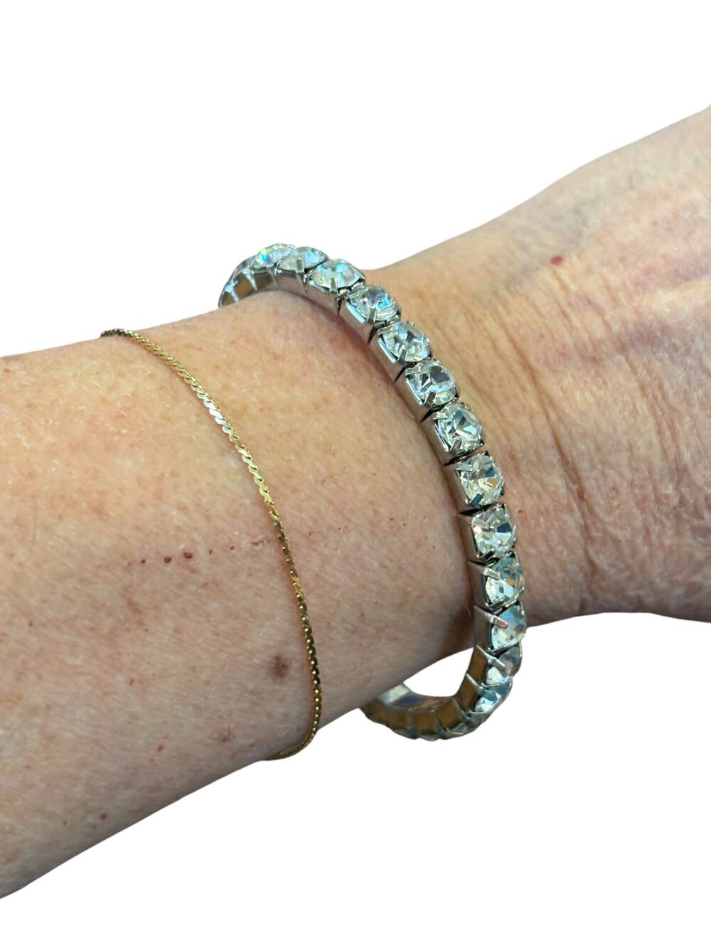 Vintage Rhinestone Stretch Bracelet Silver Tone Crystal Tennis Style Mid Century